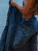 Load image into Gallery viewer, Opihi Pareo - Navy