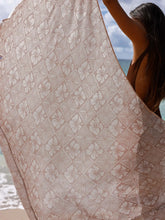 Load image into Gallery viewer, Local Motion Hibiscus Tile Pareo